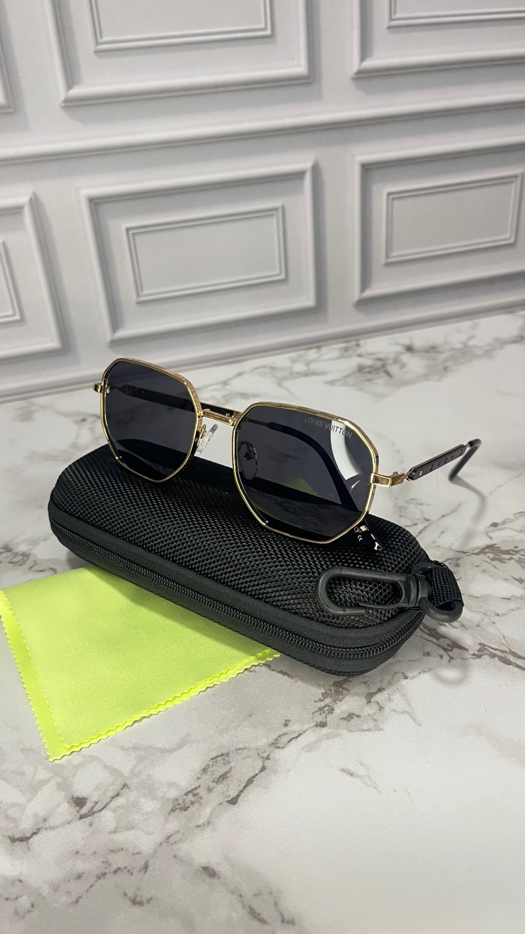 Glasses Cartagena - Luis Vuitton octagonal